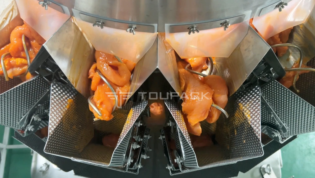 Pollo fresco Oveja Carne de cerdo Carne de res Pesador multicabeza 14 cabezas máquina de llenado de carne de tornillo