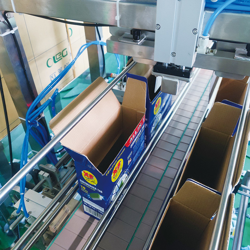 PVA Film Laundry Capsule Lavadora de platos Pod Maquina de embalaje de detergentes Pods Cajas completas de embalaje Línea de producción