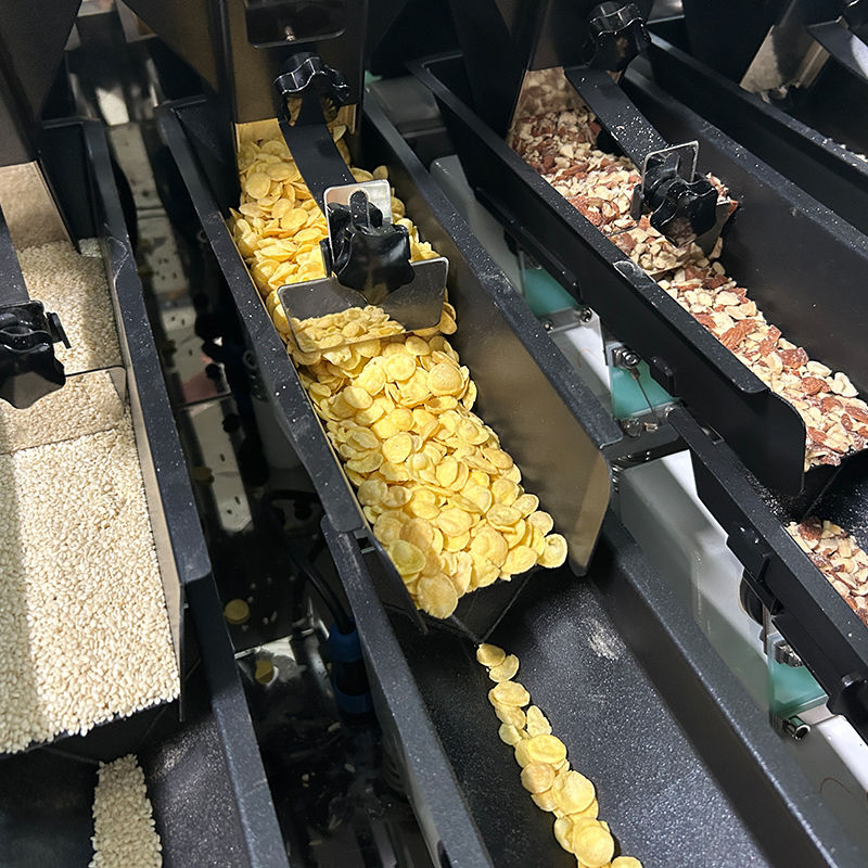 Máquina de embalaje de alimentos para mascotas de 2,5 kg con pesador de cabeza múltiple pesador lineal para embalaje de bolsas de bolsillo de bolsillo