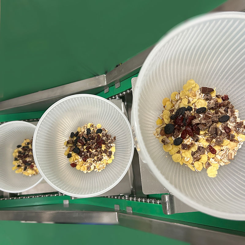 Máquina de embalaje de bolsas prefabricadas para piensos para aves Para perros y gatos Máquina de embalaje de alimentos para gatos Equipos de embalaje de granulados multifuncionales