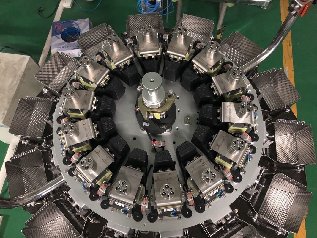Pesador de la combinación de 14 cabezas con las tolvas llanas de 0.8L 1.6L 2.5L 5L para los granos Weighment