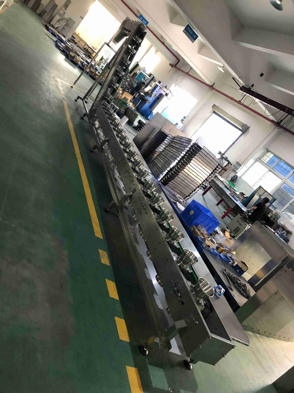 Tipo seguro transportador del cuenco de la comida mensurable de la empaquetadora de la salmuera 0.75KW de los bebedores para los bloques de los remiendos