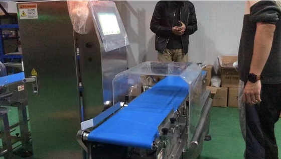 Pesador de alta velocidad del control de 1KW 120p/min para examinar el peso de los productos